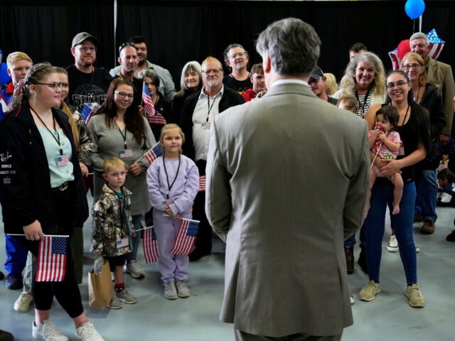 Biely dom v poslednom rade obviňuje Juhoafrickú republiku z obťažovania Biely dom v poslednom rade obviňuje Juhoafrickú republiku z obťažovania zamestnancov americkej vlády | Správy Donalda Trumpa