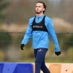 James Maddison bol v pondelok na tráve v diaľke od tréningu Tottenhamu na Hotspur Way
