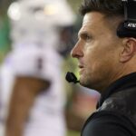 Bob Chesney so sebou na UCLA privádza koordinátorov Jamesa Madisona