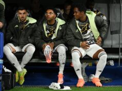 Alvaro Arbeloa zadržiava stredopoliara Realu Madrid pred očakávaným odchodom