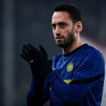 Bologna vs Inter Miláno – turecká megastar a taliansky veterán boli vylúčení zo semifinále Supercoppa Italiana