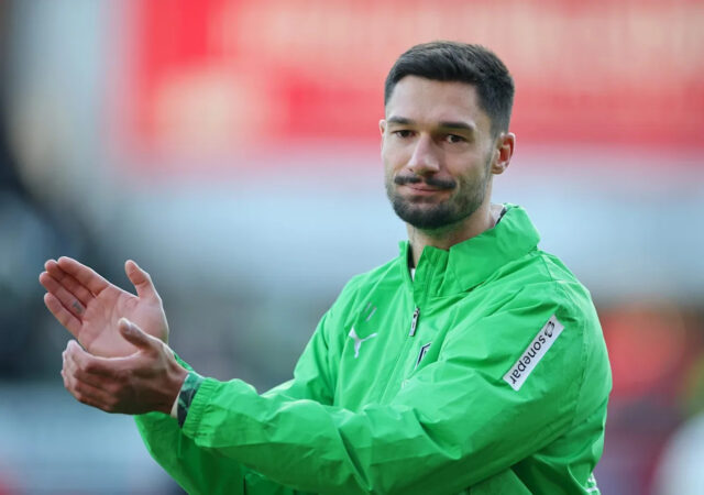 Borussia Mönchengladbach potvrdila novú artroskopickú operáciu Tima Kleindiensta Download app from appStore