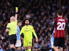 Brankár Man City Gianluigi Donnarumma je na pokraji zápisu do neželanej histórie Premier League Gianluigi Donnarumma dostal počas svojho krátkeho pôsobenia v Anglicku už štyri žlté karty