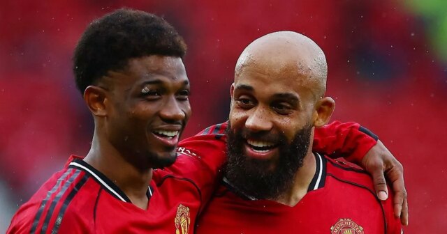 Bryan Mbeumo by sa mohol vrátiť na Man Utd skôr, Amad a Bryan Mbeumo oslavujú v Manchestri United
