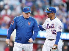 Buck Showalter načrtáva spôsob myslenia pre boj s Dodgers a odhaľuje, čo povedal Franciscovi Lindorovi a Adamovi Jonesovi logo pochodového šialenstva