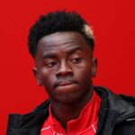 Porovnanie štyroch hlavných krídelníkov Sunderlandu v tejto sezóne, ukazujúce metriky za 90 minút, ako sú góly, asistencie, vytvorené šance a dokončené driblingy.