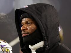 Budúcnosť Lamara Jacksona je spochybnená, keď zasvätenec NFL dráždi „bláznivý“ mimosezónny obchod so superhviezdou QB Budúcnosť Quarterbacka Lamara Jacksona v Baltimore Ravens je pod čoraz intenzívnejším sledovaním