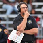 Bývalý tréner Bobcats Brian Smith mal pomer so študentkou