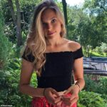 Absolventka Colgate University Alumna Amelia Cunningham podala žalobu na vysokú školu pre obvinenia zo zneužívania zo strany bývalej hlavnej trénerky ženského lakrosu.