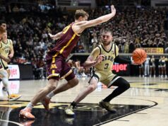 Č. 6 Purdue eyes lepšie štart v Marquette matchup Basketbal NCAA: Minnesota v Purdue