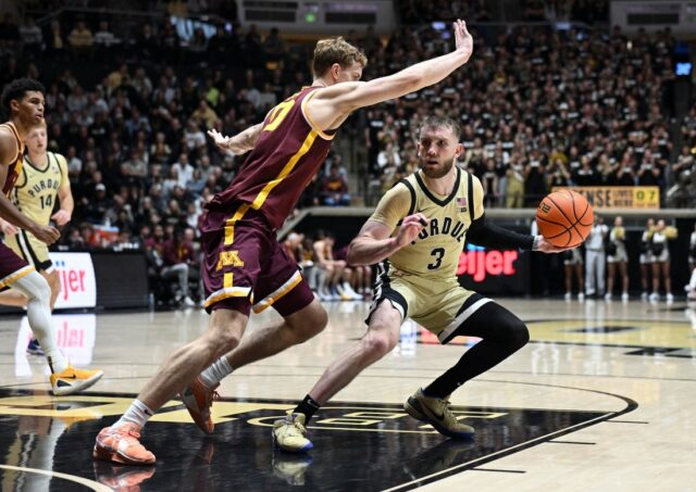 Č. 6 Purdue eyes lepšie štart v Marquette matchup Basketbal NCAA: Minnesota v Purdue