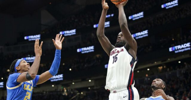 Č. 8 Gonzaga dominuje vo vnútri a odovzdáva UCLA ďalšiu prehru
