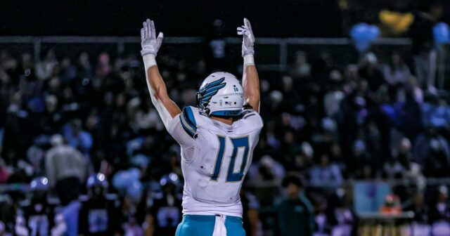 Carson nedokáže zastaviť krídlo T Delana Kennedyho v regionálnej prehre Carson nedokáže zastaviť krídlo T Delana Kennedyho v regionálnej prehre divízie 3-A