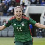 Ceny FIFA za najlepšie góly, ktoré vyhral Ovalleho kop škorpióna a Montielova strela nad hlavou