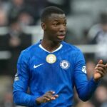 Moises Caicedo v akcii za Chelsea.