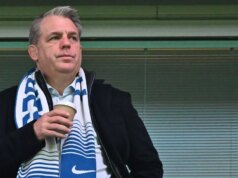 Chelsea môže dokončiť hlavný plán Todda Boehlyho ideálnou dohodou o voľnom januárovom prestupe Todd Boehly to sleduje z tribúny.