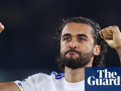 Chelsea prehrala v Leedse a Liverpool získal bod – Football Weekly | futbal Dominic Calvert-Lewin z Leedsu oslavuje