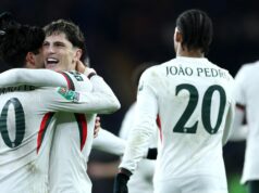 Chelsea prežila strach z Cardiffu, pretože super ponorky poslali Blues cez – 5 bodov CARDIFF, WALES – 16. DECEMBRA: Alejandro Garnacho z Chelsea oslavuje strelenie prvého gólu svojho tímu počas štvrťfinále Carabao Cupu medzi Cardiff City a Chelsea na štadióne Cardiff City 16. decembra 2025 v Cardiffe vo Walese. (Foto: Darren Walsh/Chelsea FC cez Getty Images)