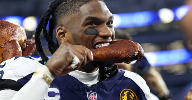 Chiefs-Cowboys stanovili na Deň vďakyvzdania rekord v sledovanosti zápasov pravidelnej Chiefs-Cowboys stanovili na Deň vďakyvzdania rekord v sledovanosti zápasov pravidelnej sezóny NFL