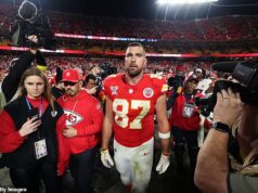 Chiefs prehrali posledný domáci zápas sezóny, keď sa Travis Kelce lúčil s fanúšikmi v potenciálnej labutej piesni Arrowhead Kansas City Chiefs podľahli porážke v potenciálnej labutej piesni Arrowhead od Travisa Kelceho