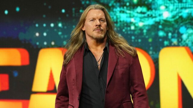 Chris Jericho upustil od ďalšieho obrovského vtipu o návrate WWE Chris Jericho upustil od ďalšieho obrovského vtipu o návrate WWE uprostred nekontrolovateľných klebiet