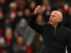 Chyba Arneho Slotu takmer stojí Liverpool počas emotívneho popoludnia vs Wolves Chyba Arneho Slotu takmer stojí Liverpool počas emotívneho popoludnia vs Wolves