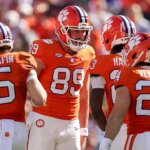 Clemson sa škádlil kvôli falošnej chybe