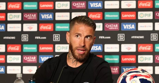 Čo povedal Sergio Ramos o prestupe z Man Utd, keď Sergio Ramos máva fanúšikom Monterrey na rozlúčku