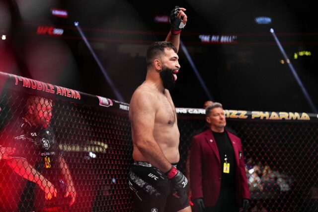 Čo sa stalo medzi Andrei Arlovskim a Jackom Dohertym? Ariel Helwani reaguje na bitku v súboji Jake Paul verzus Anthony Joshua 
