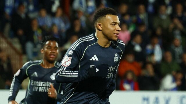 Copa del Rey: Mbappe sa priblížil Ronaldovmu rekordu, keďže Real Copa del Rey: Mbappe sa priblížil Ronaldovmu rekordu, keďže Real Madrid prežil strach z treťoligového Talavera de la Reina