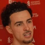 Mo Salah s Curtisom Jonesom na tréningu Liverpoolu