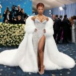 DJ Akademiks obviňuje Megan Thee Stallion z toho, že mu spôsobila „duševnú traumu“ tým, že ho po výhre proti Milagro Gramz zahanbila.