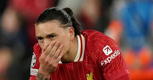 Darwin Nunez chce ukončiť pôsobenie v Saudskej Arábii len niekoľko Darwin Nunez sa údajne snaží opustiť Saudskú Arábiu niekoľko mesiacov po odchode z Liverpoolu.