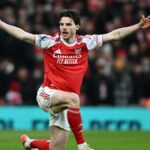 Declan Rice vynechá súboj Arsenalu proti Aston Ville pre zranenie kolena