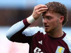 Emery chce nájsť „riešenie“ pre príjemcu pôžičky Elliotta Emery chce nájsť „riešenie“ pre príjemcu pôžičky Elliotta