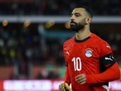 Erling Haaland posiela elegantnú dvojslovnú správu Mohamedovi Salahovi, ktorá zhŕňa hviezdu Man City Mohamed Salah v akcii za Egypt.