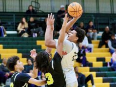 Ethan Hill poháňa Brentwood na Classic pri víťazstve v divízii Damien Ethan Hill poháňa Brentwood na Classic pri víťazstve v divízii Damien