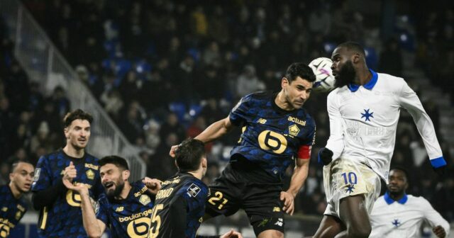 Benjamin Andre oslavuje svojho víťaza za Lille proti Auxerre