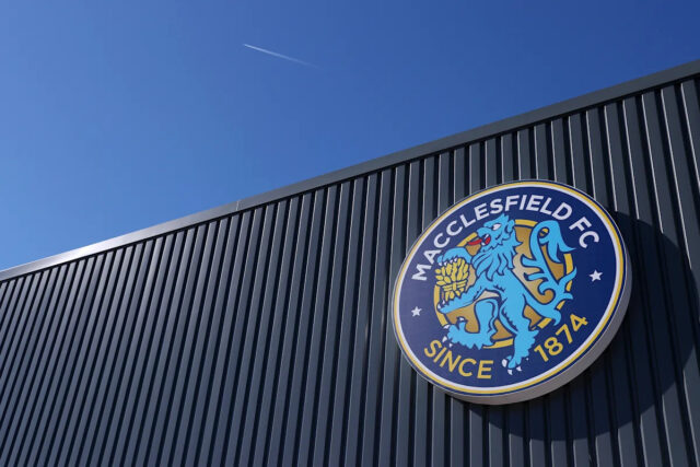 FC Macclesfield oznámil smrť 21-ročného útočníka Ethana McLeoda pri autonehode Download app from appStore