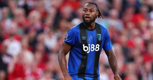 Fanúšik Liverpoolu obvinený z údajného rasového zneužívania Antoina Semenya | Fanúšik Liverpoolu obvinený z údajného rasového zneužívania Antoina Semenya | Futbal | Šport