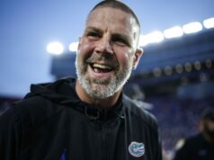 Fanúšikovia CFB vybuchli, keď sa Billy Napier stal JMU HC po katastrofálnom pôsobení na Floride logo pochodového šialenstva