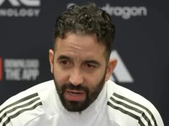 Fanúšikovia Man United zasiahli, keď Ruben Amorim brutálne zaútočil na TRI hviezdy akadémie WOLVERHAMPTON, ANGLICKO – 8. DECEMBRA: Ruben Amorim Manažér Manchestru United počas zápasu Premier League medzi Wolverhampton Wanderers a Manchester United v Molineux 8. decembra 2025 v anglickom Wolverhamptone. (Foto od Crystal Pix/MB Media/Getty Images)