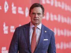 Fanúšikovia NFL podrazujú prezidenta Chiefs ‚Chefs‘ pre extrémne menšiu kapacitu sedadiel na štadióne v Kansase ako Arrowhead logo pochodového šialenstva