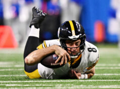 Fanúšikovia NFL reagujú na Aarona Rodgersa, ktorý daruje 35 000 dolárov pre Steelers O-line logo pochodového šialenstva