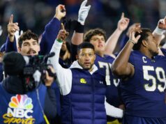 Fanúšikovia NFL reagujú na virálnu fotografiu Marcusa Freemana uprostred fám o Giants HC logo pochodového šialenstva