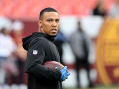 Fanúšikovia NFL trhajú Amona-Ra St. Browna za to, že sa sťažoval, že na Štedrý deň hrá za Lions logo pochodového šialenstva