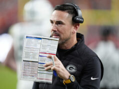 Fanúšikovia vytrhli Matta LaFleura za „neuveriteľného chokejoba“, pretože Packers utrpel zdrvujúcu prehru OT vs. Bears logo pochodového šialenstva