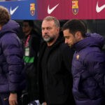 Flick vysvetľuje Lamineho striedanie, vplyv Koundeho a Camp Nou po Barcelone 2:1 Eintracht Frankfurt