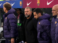 Flick vysvetľuje Lamineho striedanie, vplyv Koundeho a Camp Nou po Barcelone 2:1 Eintracht Frankfurt Flick vysvetľuje Lamineho striedanie, vplyv Koundeho a Camp Nou po Barcelone 2:1 Eintracht Frankfurt