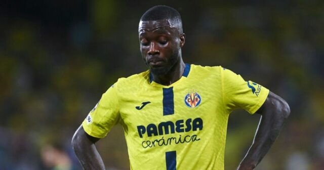 Flop Arsenalu teraz randí s filmovou hviezdou pre dospelých a Flop Arsenalu teraz randí s filmovou hviezdou pre dospelých a milenec dostal dovolenku vo výške 23 000 libier | Futbal | Šport